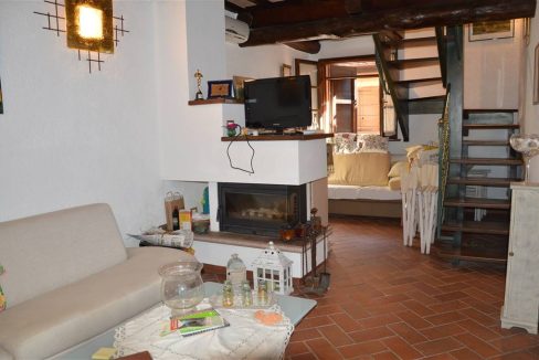 T411 - Appartamento in Vendita Castagneto Carducci 04