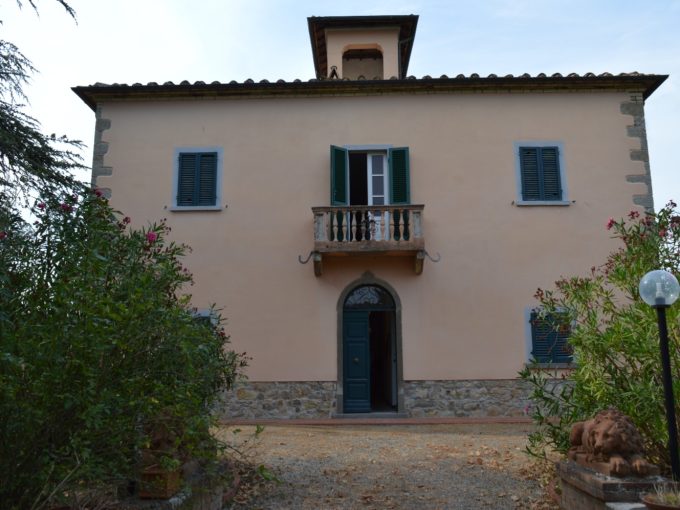 T903 – Villa in Vendita a Montecatini Val di Cecina