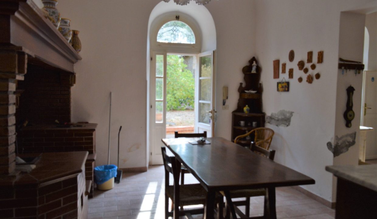 T903 - Villa in Vendita a Montecatini Val di Cecina 05
