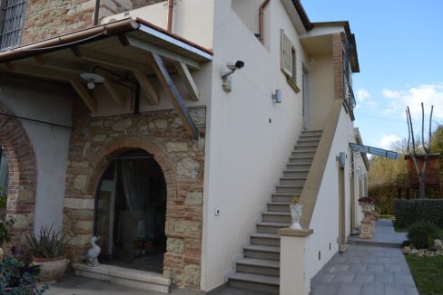 T904 - Villa in Vendita a Cecina 10