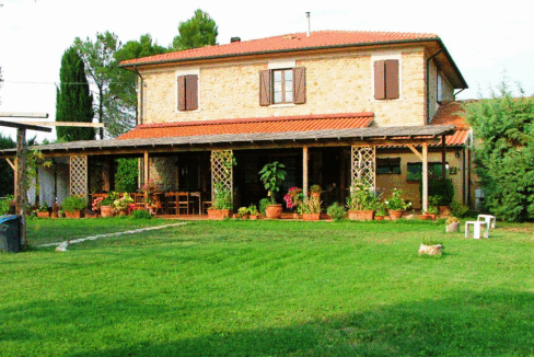 CASA_PRATELLA_UFF ritagliata